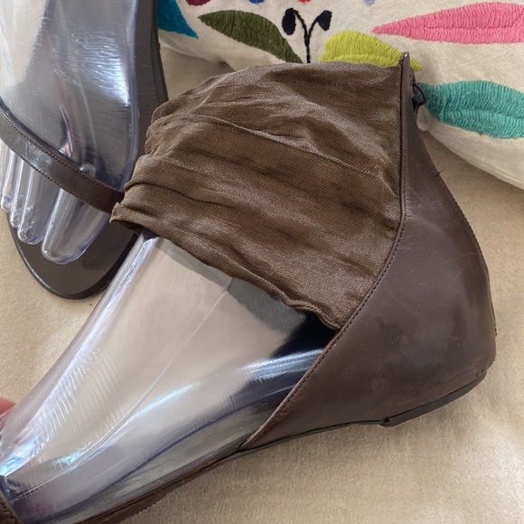 Delman, minimalist strap sandals, leather, ankle chiffon fabric, brown size 9 - Picture 3 of 14
